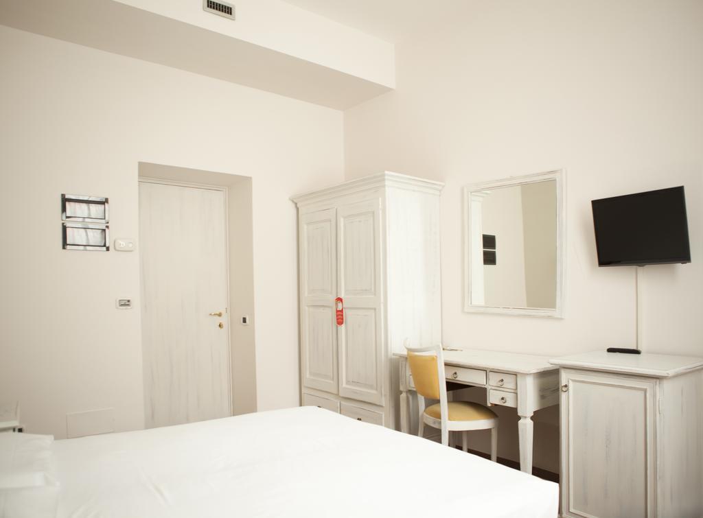 Hotel Sebino Сарніко Екстер'єр фото