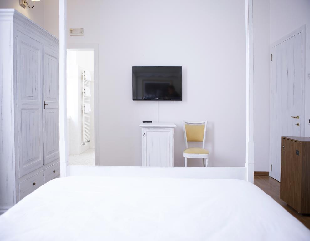 Hotel Sebino Сарніко Екстер'єр фото