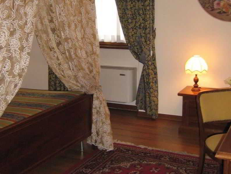 Hotel Sebino Сарніко Екстер'єр фото