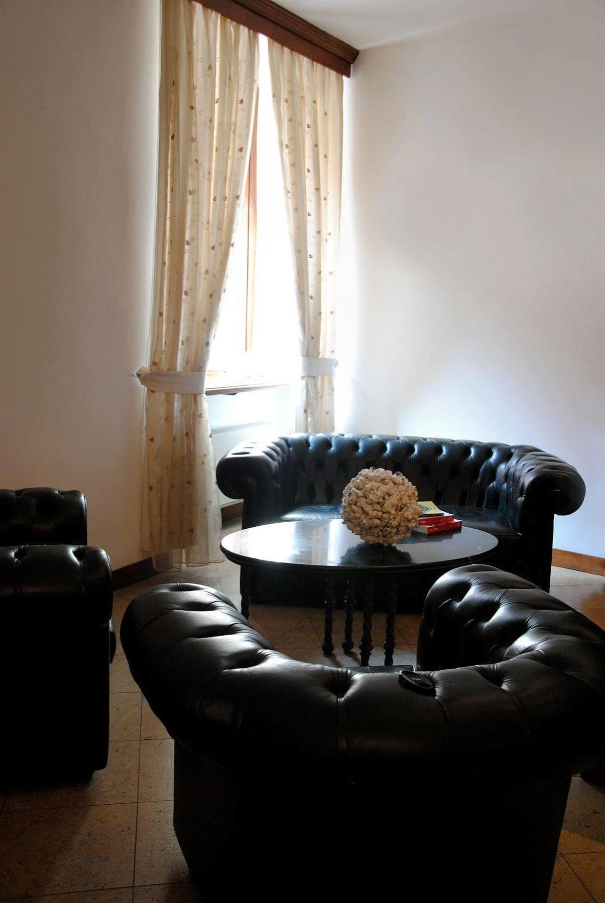 Hotel Sebino Сарніко Екстер'єр фото